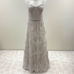 NWT Designer Strapless Bridal Gown W/Belted Waist